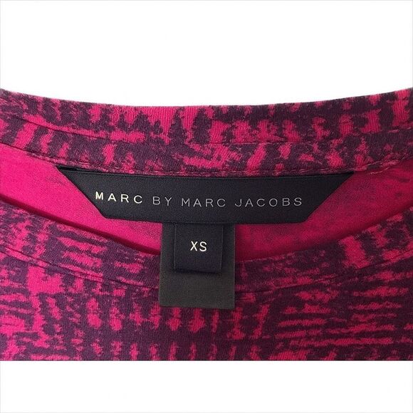 Marc by Marc Jacobs Pink & Black Patterned Cap Sleeve Top | XS - Picture 4 of 4